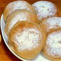 みおもやし's cooksnap of when they made ピンク色！苺のパン生地( *´艸｀)♡.