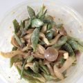 aaoo12345's cooksnap of when they made インゲンとしめじの味噌マヨ七味あえ.