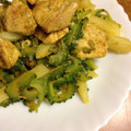 ほしこ1122's cooksnap of when they made 鶏肉とゴーヤのカレー炒め.