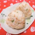 soteyu's cooksnap of when they made 鮭と大葉のおにぎり〜ごま油風味♬.