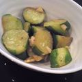 サトハム's cooksnap of when they made 5分で一品★きゅうりのニンニク炒め.