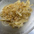 miyonoko's cooksnap of when they made レンジで簡単！もやしのやみつきナムル.