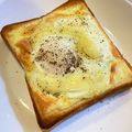 sara0802's cooksnap of when they made 朝食に！我が家の究極のハムエッグトースト.