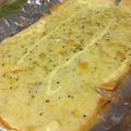 kushirch's cooksnap of when they made ワンタンの皮で簡単ピザ.