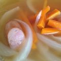 lyokutyar's cooksnap of when they made 簡単☆あるものでコンソメスープ.