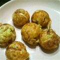 とみあま's cooksnap of when they made たこ焼き粉で～納豆焼き.