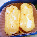 翔舞ママ's cooksnap of when they made 甘くてふわふわ鮮やかな卵焼き.