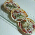 crystaI's cooksnap of when they made 餃子の皮で 簡単ピザ.