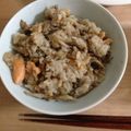 さどはる's cooksnap of when they made 舞茸と鮭の炊き込みご飯….