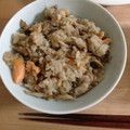 さどはる's cooksnap of when they made 舞茸と鮭の炊き込みご飯….