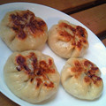 しらたまとくろみつ's cooksnap of when they made 簡単おやき！信州鉄火茄子.