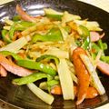 しーちょい's cooksnap of when they made じゃがピーとウインナーのダシダ炒め.