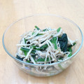 mayutass55's cooksnap of when they made ほうれん草とエノキのごま和え.