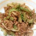 ☆せう☆'s cooksnap of when they made ゴーヤと茄子のひき肉カレー炒め.