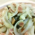 7anuenue's cooksnap of when they made ナスとベーコンと玉葱炒め.