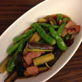 サラミ's cooksnap of when they made ししとう・茄子・ベーコン・油揚げの煮物.