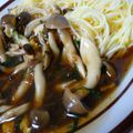 *usako*'s cooksnap of when they made 焼きそうめんのきのこ薬味あんかけ.