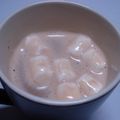 地鶏の町の子's cooksnap of when they made 簡単におうちカフェ❤マシュマロバニララテ.