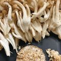のんべぇヒロ's cooksnap of when they made 包丁不要！しめじのほぐし方と保存方法.