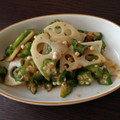 ｍｏｃｏｍ's cooksnap of when they made オクラと蓮根の梅わさび胡麻和え.