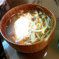 TOYO32's cooksnap of when they made 定番♪もやしの味噌汁.