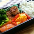 yu＋'s cooksnap of when they made 冷凍しゅうまいで　お弁当♪.