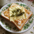 yumyum0618's cooksnap of when they made 鮭フレークとネギのチーズトースト.