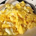 moiko39's cooksnap of when they made シンプルスクランブルエッグ.