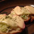 arku's cooksnap of when they made アンチョビキャベツとチーズのブルスケッタ.
