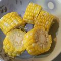 とむひま's cooksnap of when they made 電子レンジでチンとうもろこし(*^^)v.