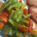 sinatiku's cooksnap of when they made 簡単！トマトとしし唐のイタリアン風炒め.