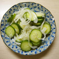 ドイツラブ's cooksnap of when they made 塩糀で☆きゅうりと新玉ねぎのマリネ♪.