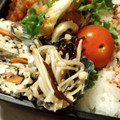 ♡KMS♡'s cooksnap of when they made お弁当おかず☆えのきの塩昆布和え.