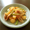キッチョムちゃん's cooksnap of when they made じゃがいもとアスパラとちくわの炒めもの.