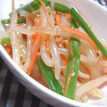 naomixx's cooksnap of when they made 茹でもやし♥ さっぱりナンプラー.
