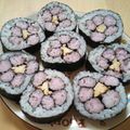 あいtoくりーむ's cooksnap of when they made 雛祭りに〜５歳娘も作れるお花の巻きずし.