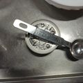 ダイエッターひさ子's cooksnap of when they made 開けにくい缶詰は計量スプーンで☆.