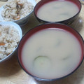 まっきー♪３７'s cooksnap of when they made きゅうりと梅の冷たいみそ汁.