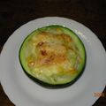 まゆちゃんにゃんこ's cooksnap of when they made ズッキーニボートのマカロニマヨグラタン.