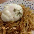 よしえうさぎ's cooksnap of when they made 簡単!温玉のせ♪カレー味のもやし炒め.