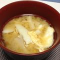 ☆ハリセンボン☆'s cooksnap of when they made かまぼこお味噌汁(▰˘◡˘▰).