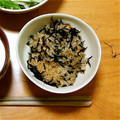 しましまあひる's cooksnap of when they made ツナ缶☆乾燥ひじき☆和風おこわ.