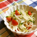 komutatata's cooksnap of when they made 簡単♪大根ときゅうりの赤〜い冷やしサラダ.