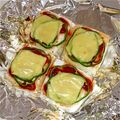 やしゅう's cooksnap of when they made サクサク✿フワフワ　はんぺんピザ.