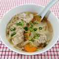 在宅勤務のおじさん's cooksnap of when they made ✿野菜たっぷりワンタンスープ✿.