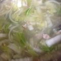 jishi2x98's cooksnap of when they made 白菜とベーコンと春雨のスープ.