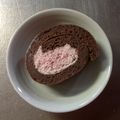 シマキス's cooksnap of when they made ココアとラズベリーのロールケーキ☆.