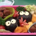 きっちゃん、's cooksnap of when they made キャラ弁*行楽にまっくろくろすけ.
