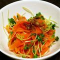 ☆もつさん☆'s cooksnap of when they made にんにく香る〜 人参と貝割れのサラダ.