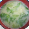 aoihane's cooksnap of when they made レタスとたまねぎのシャキシャキ甘々味噌汁.